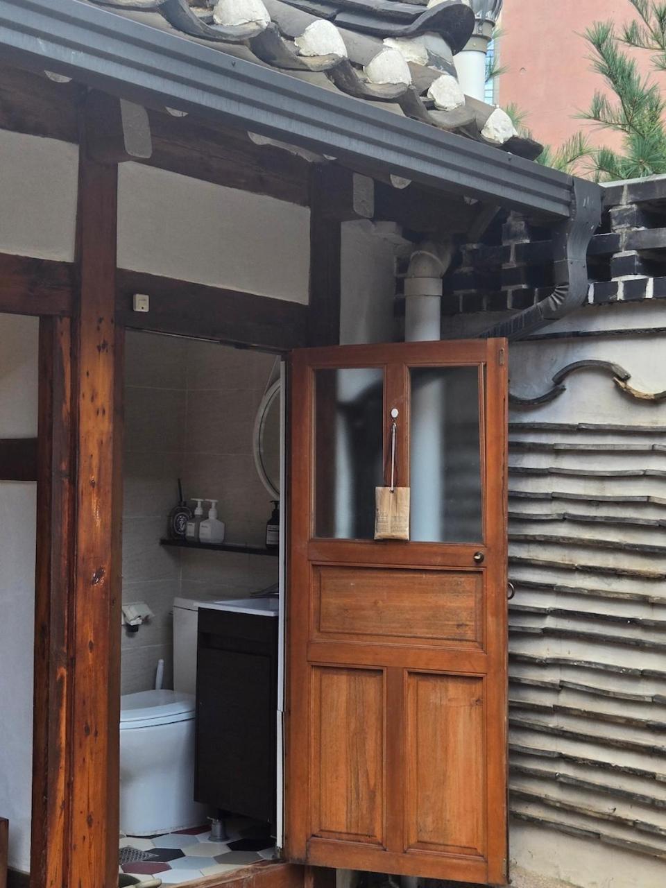 Joongrimjae - Hanok Seoel Buitenkant foto